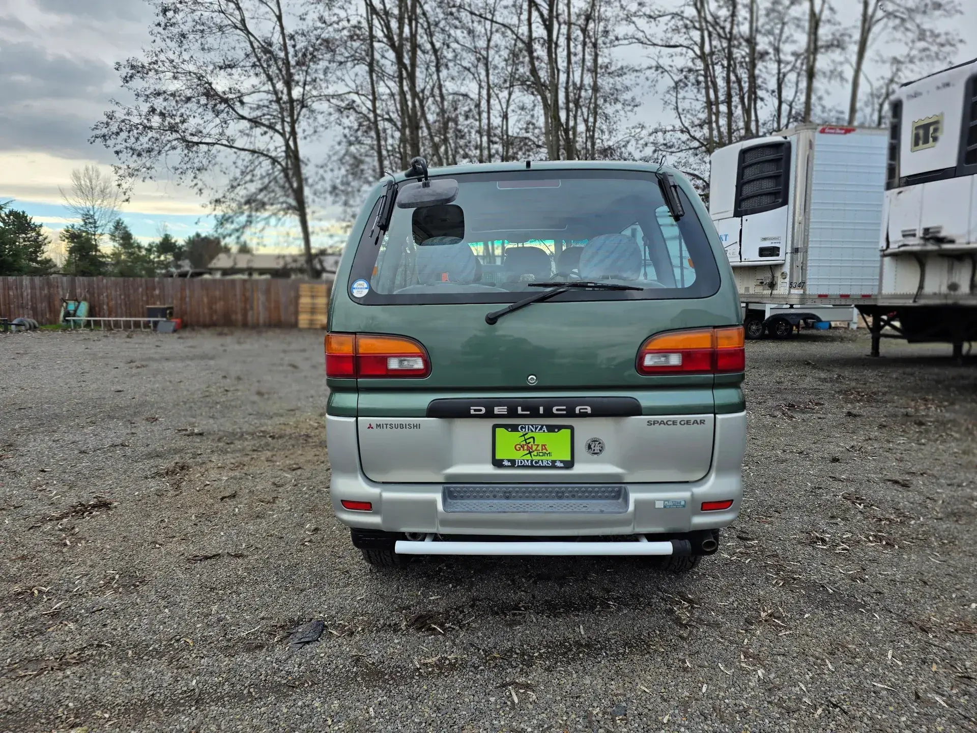 1997 Mitsubishi Delica Space Gear Exceed