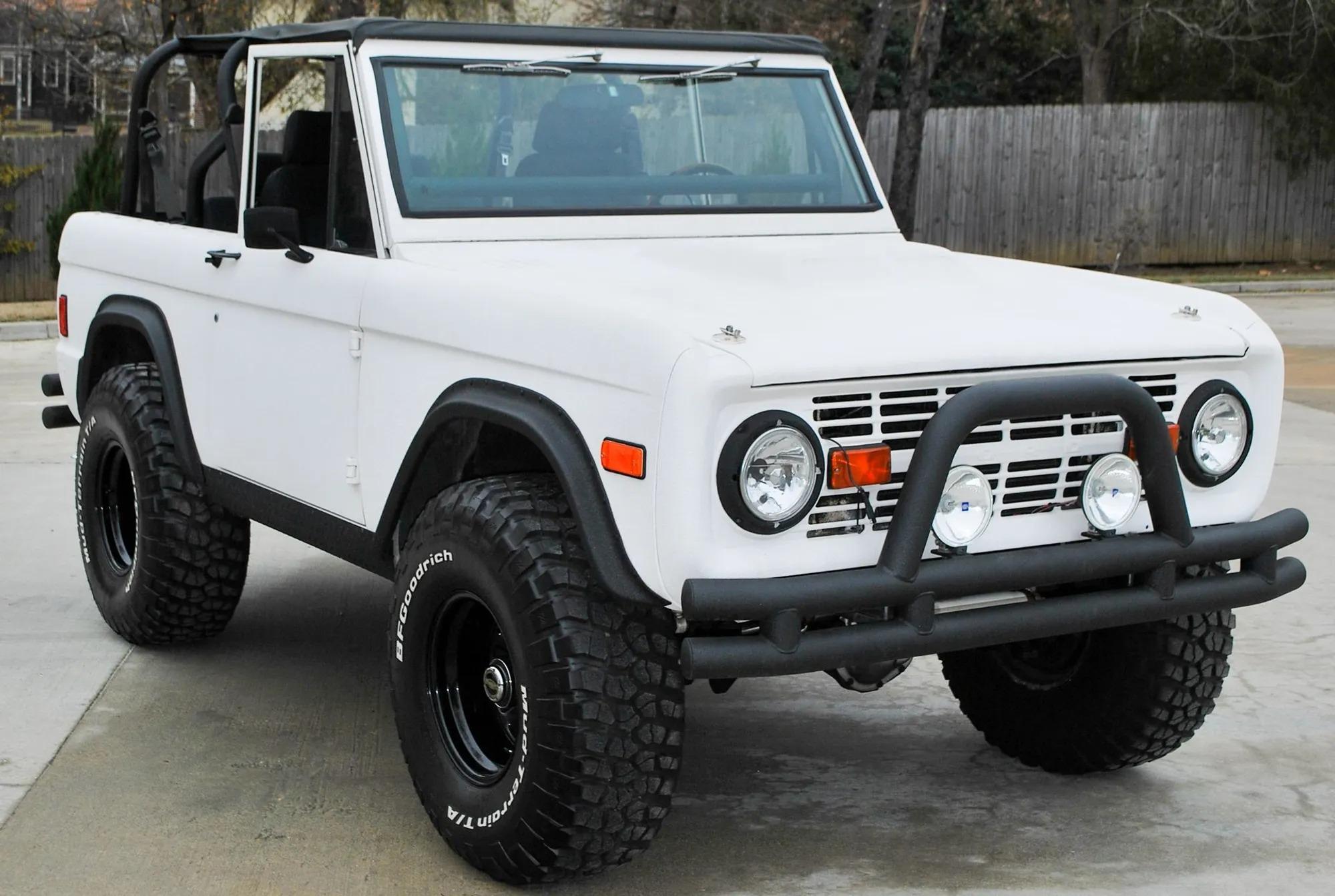1977 Ford Bronco - 4