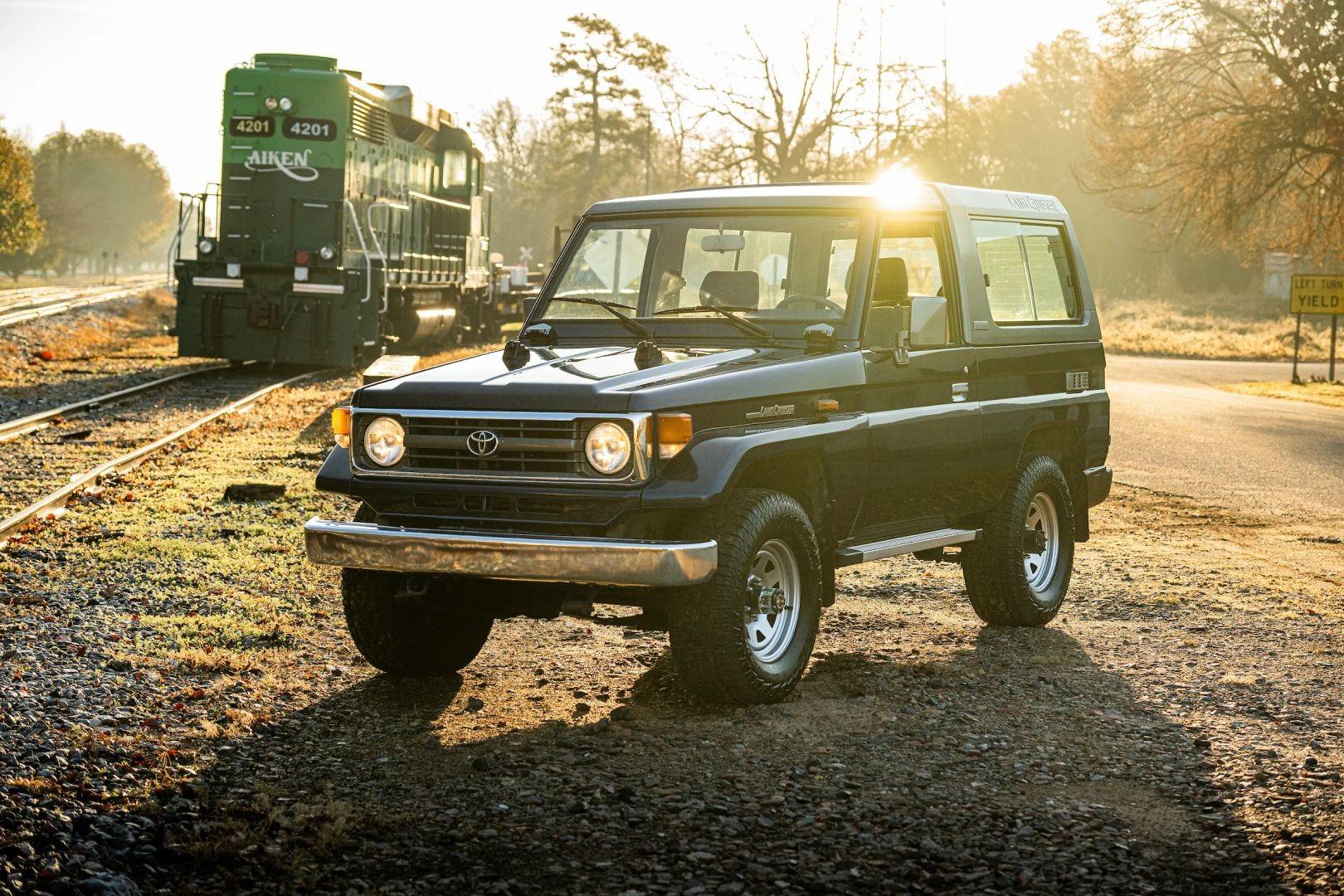 1999 Toyota Land Cruiser HZJ73