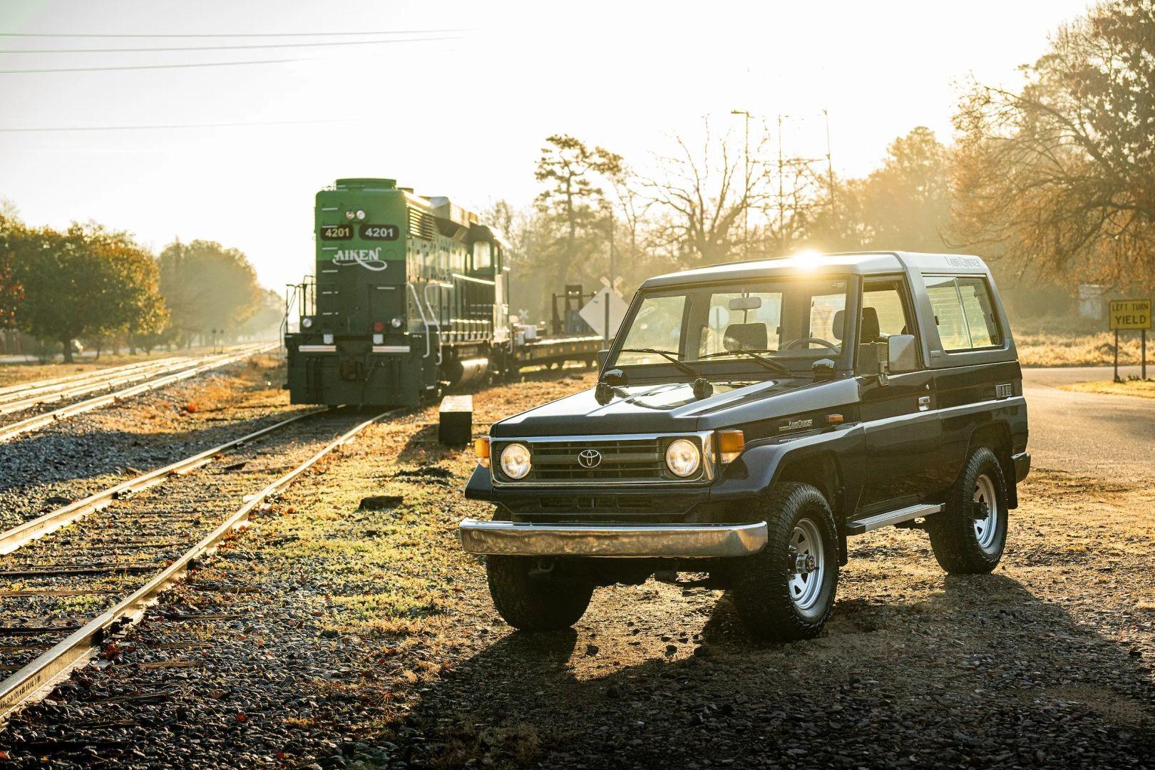 1999 Toyota Land Cruiser HZJ73