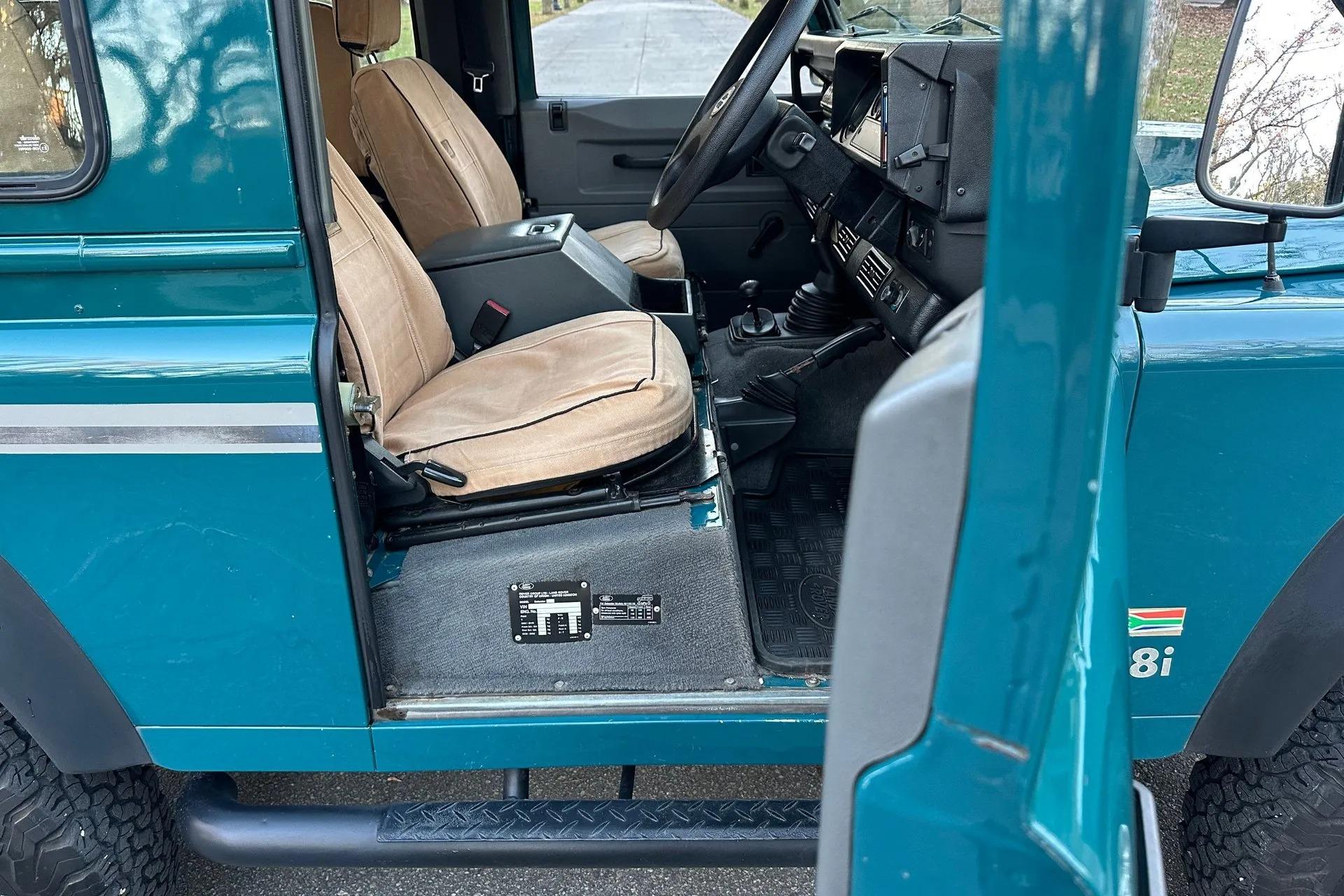 1997 Land Rover Defender 90 County