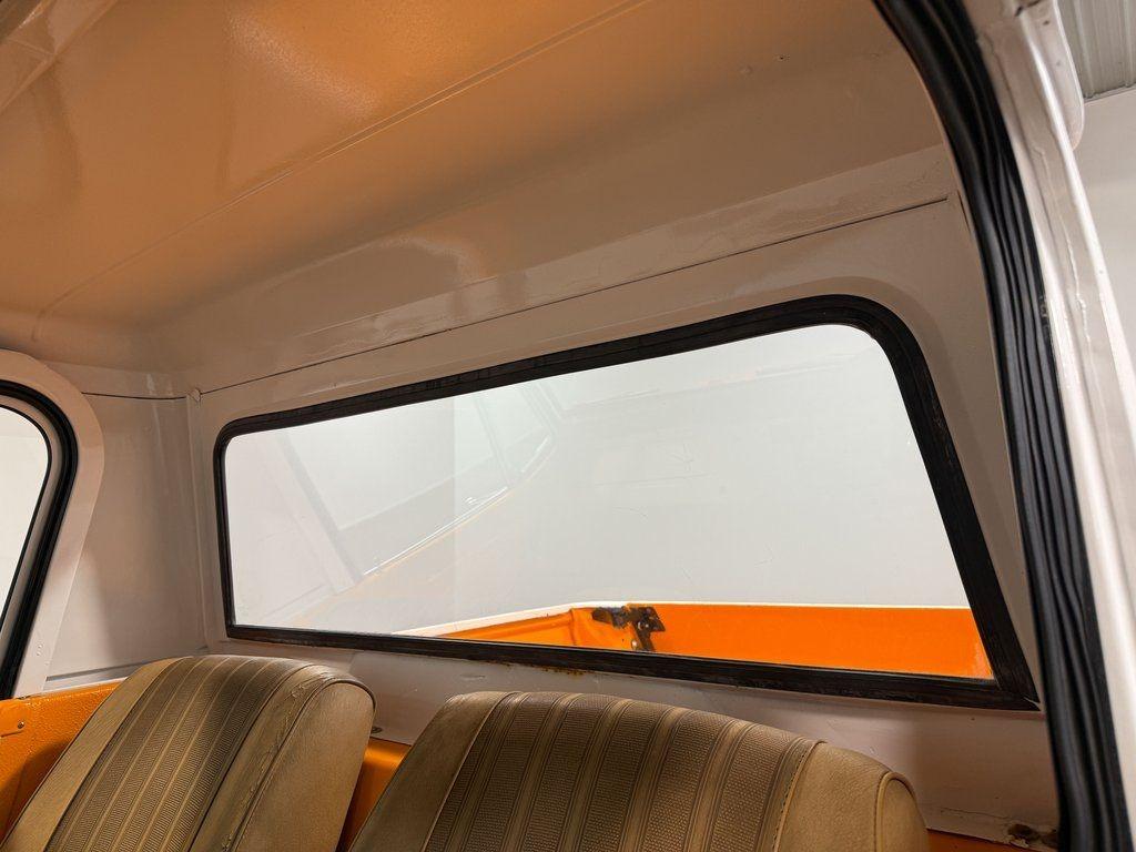 1967 Willys Jeepster Commando