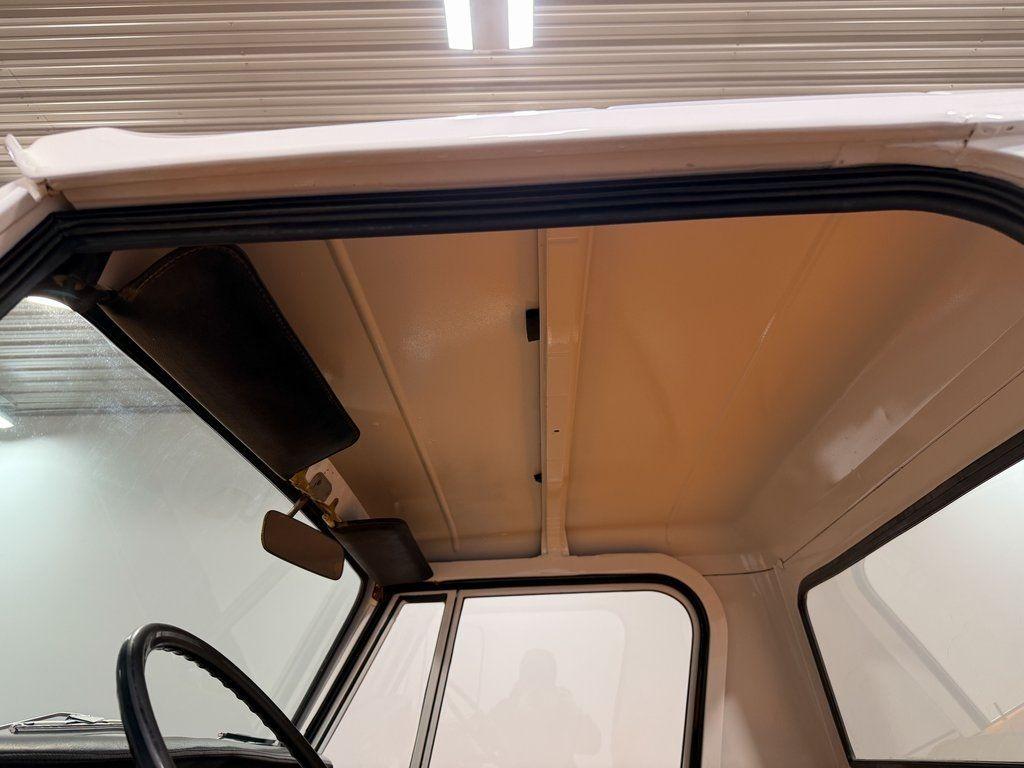 1967 Willys Jeepster Commando