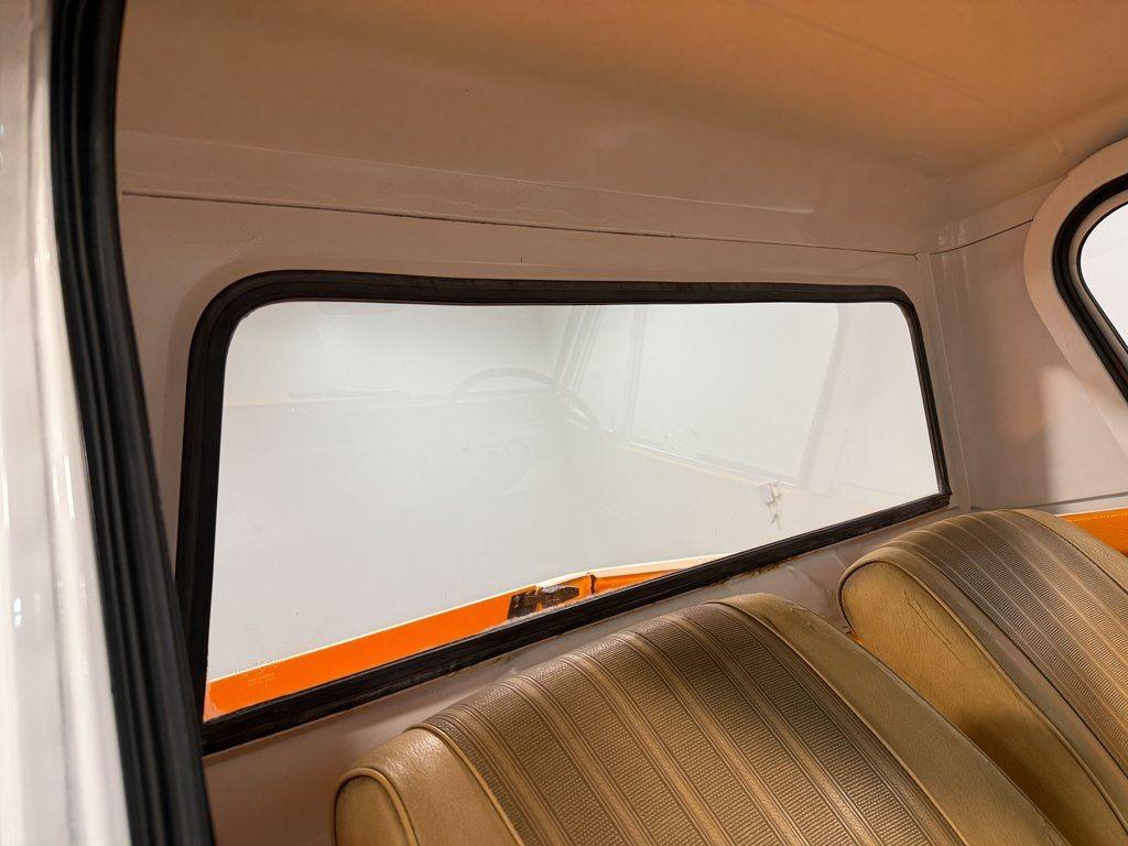 1967 Willys Jeepster Commando