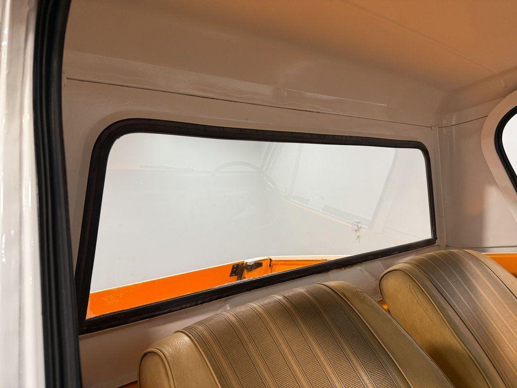 1967 Willys Jeepster Commando