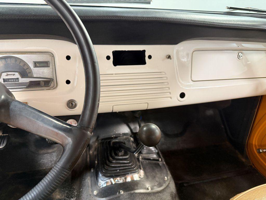 1967 Willys Jeepster Commando