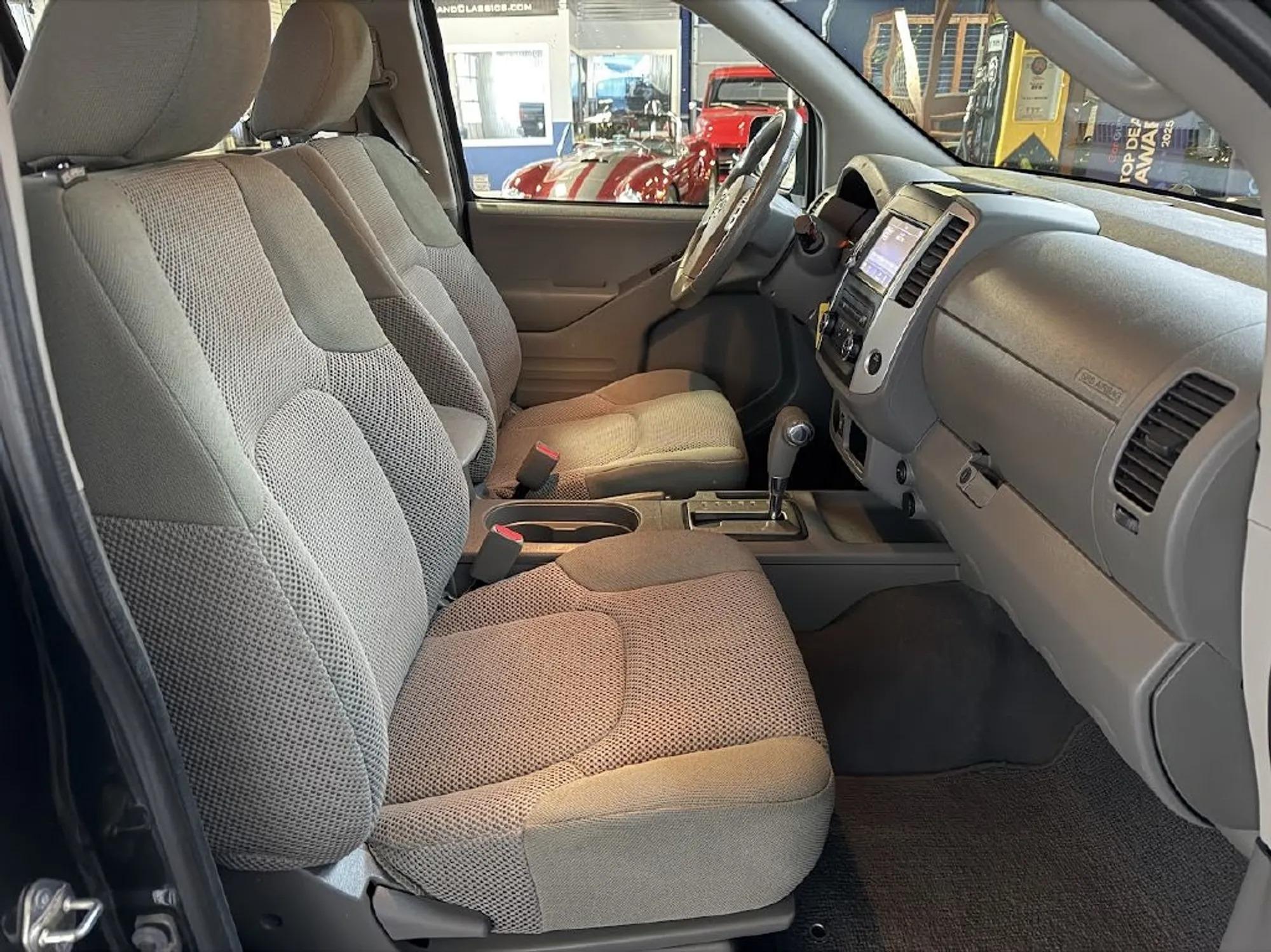 2019 Nissan Frontier S