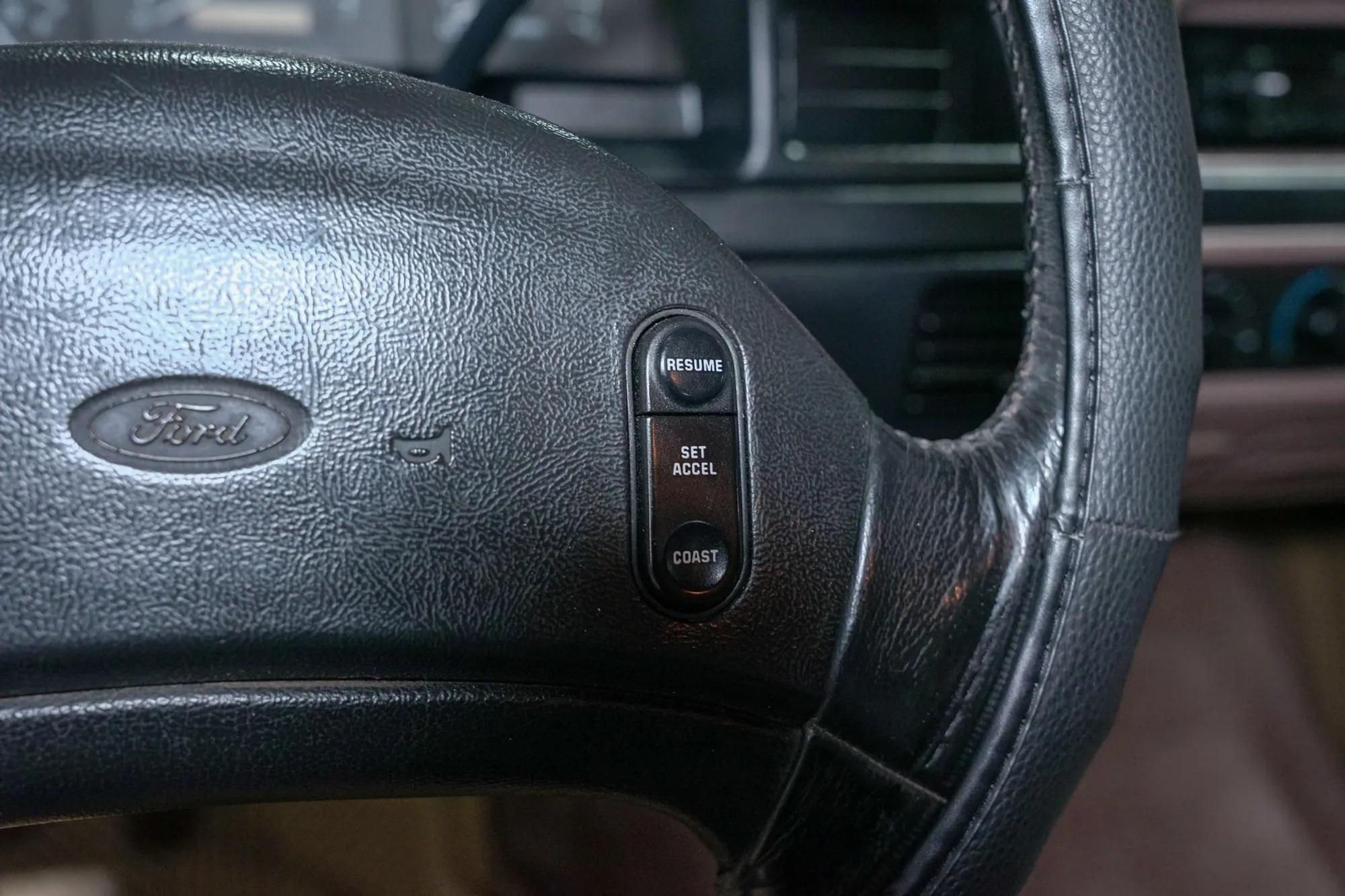 1997 Ford F250 XLT 4×4