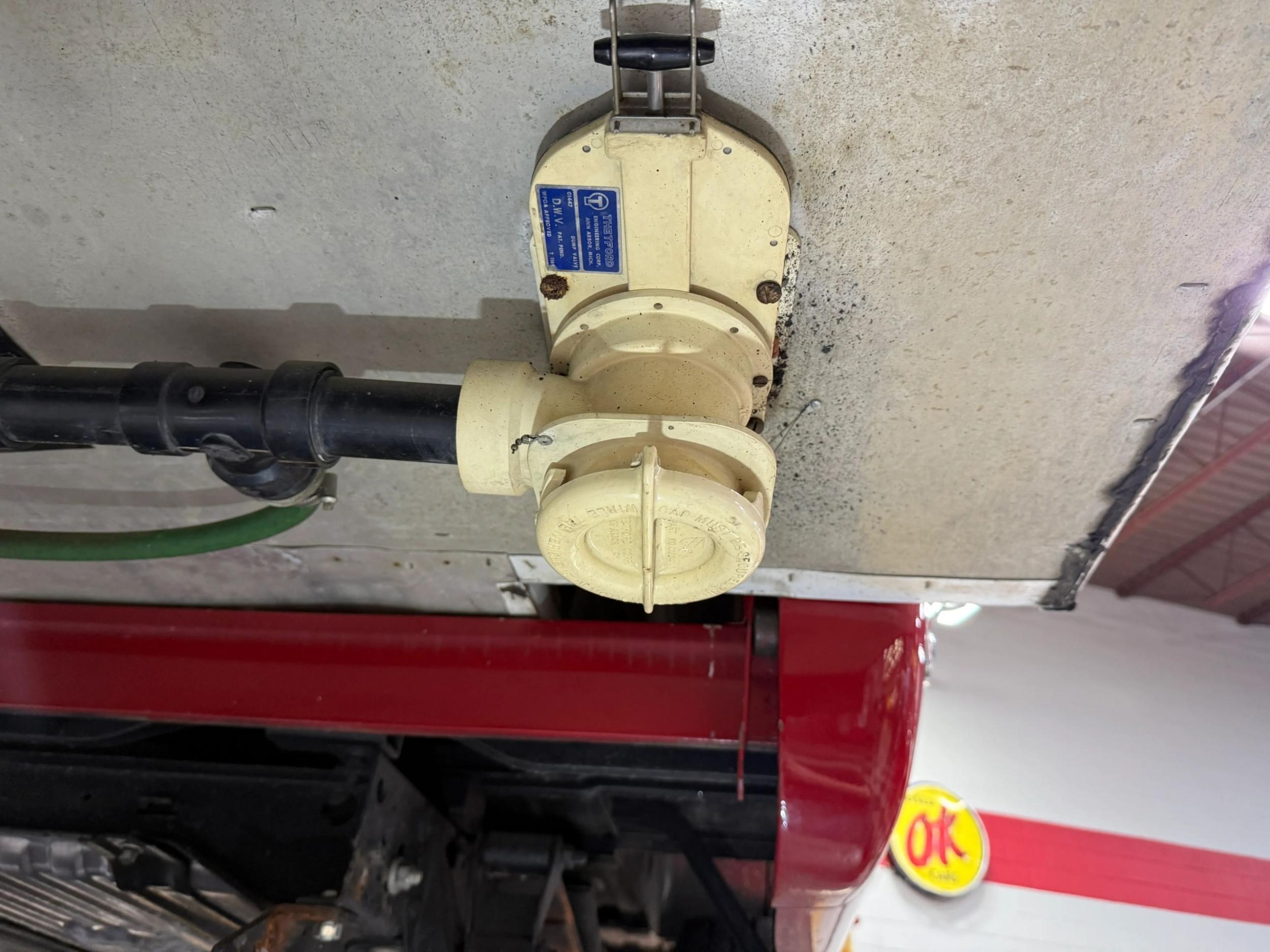 1963 Ford F-250 Camper