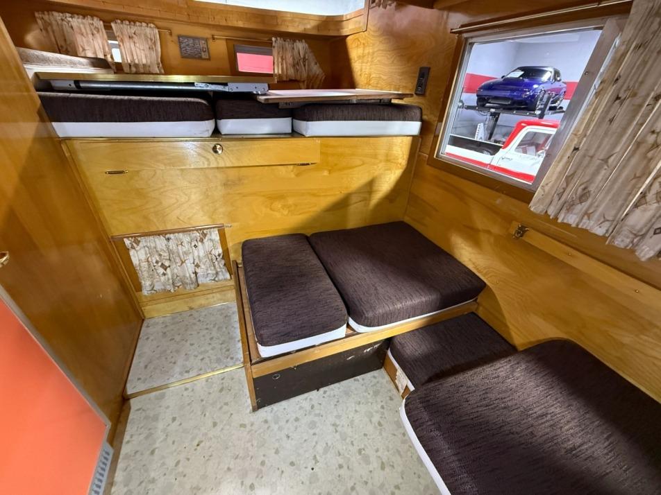 1963 Ford F-250 Camper