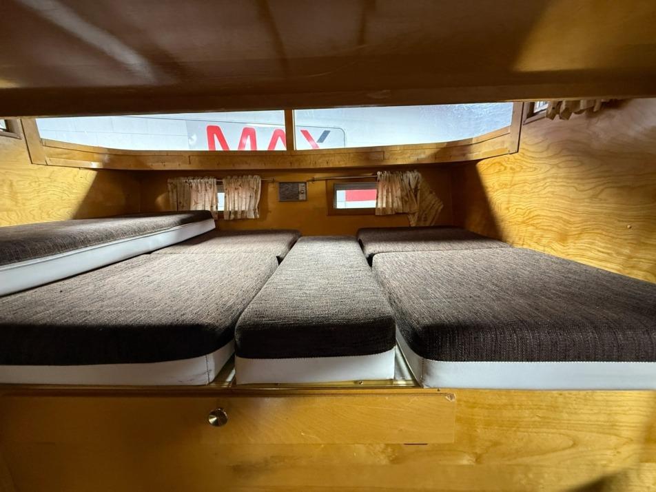 1963 Ford F-250 Camper