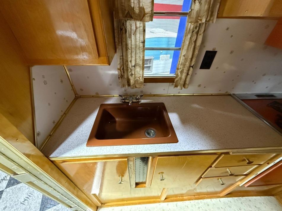 1963 Ford F-250 Camper