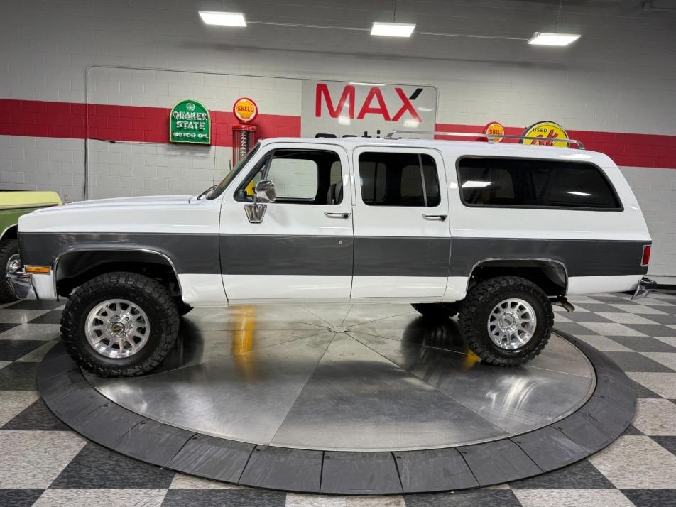 1989 GMC Suburban - 2