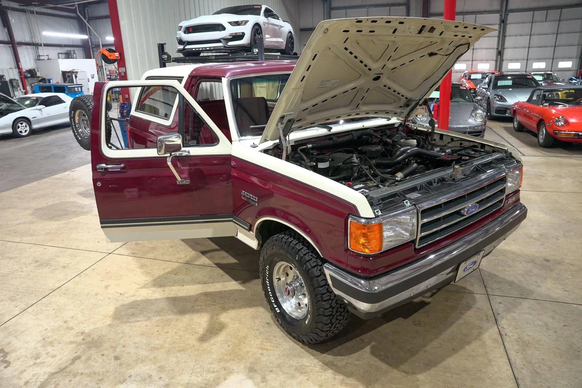 1990 Ford Bronco XLT
