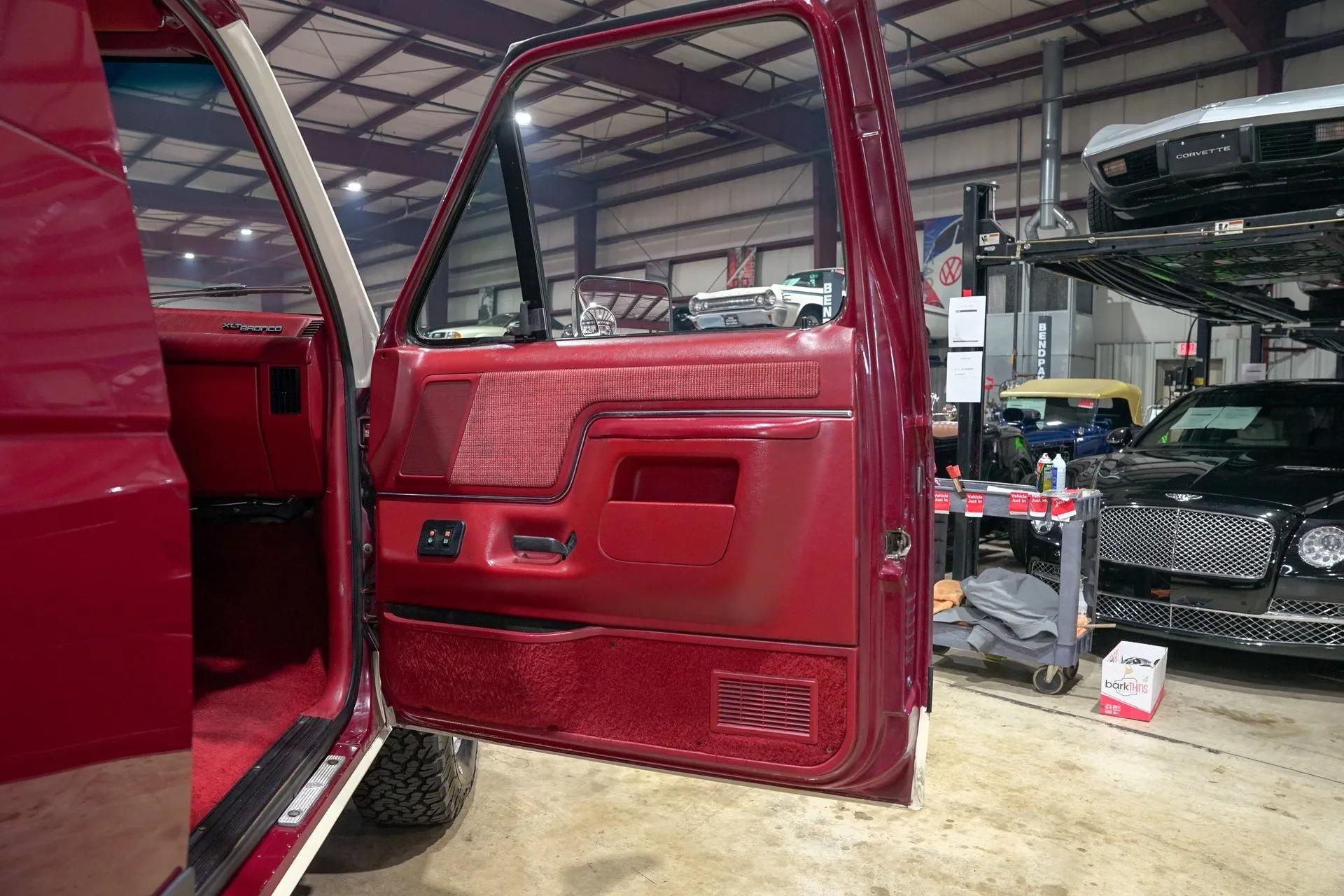 1990 Ford Bronco XLT