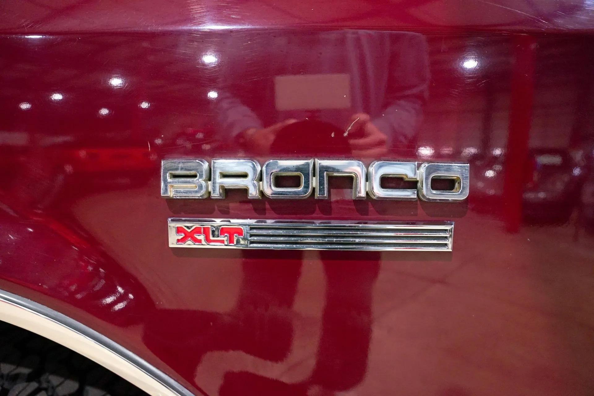 1990 Ford Bronco XLT