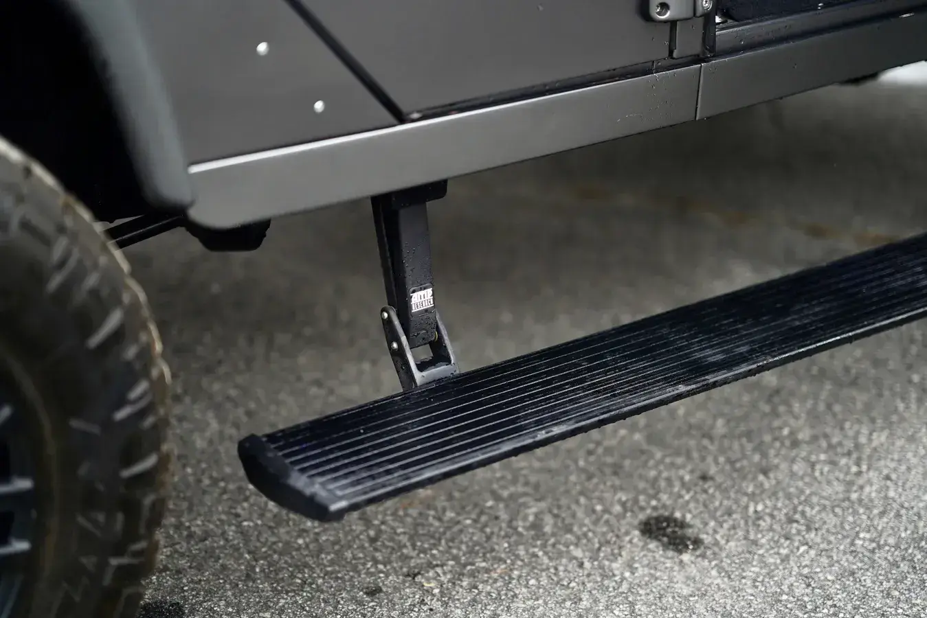 2022 Land Rover Defender Double Cab Pickup