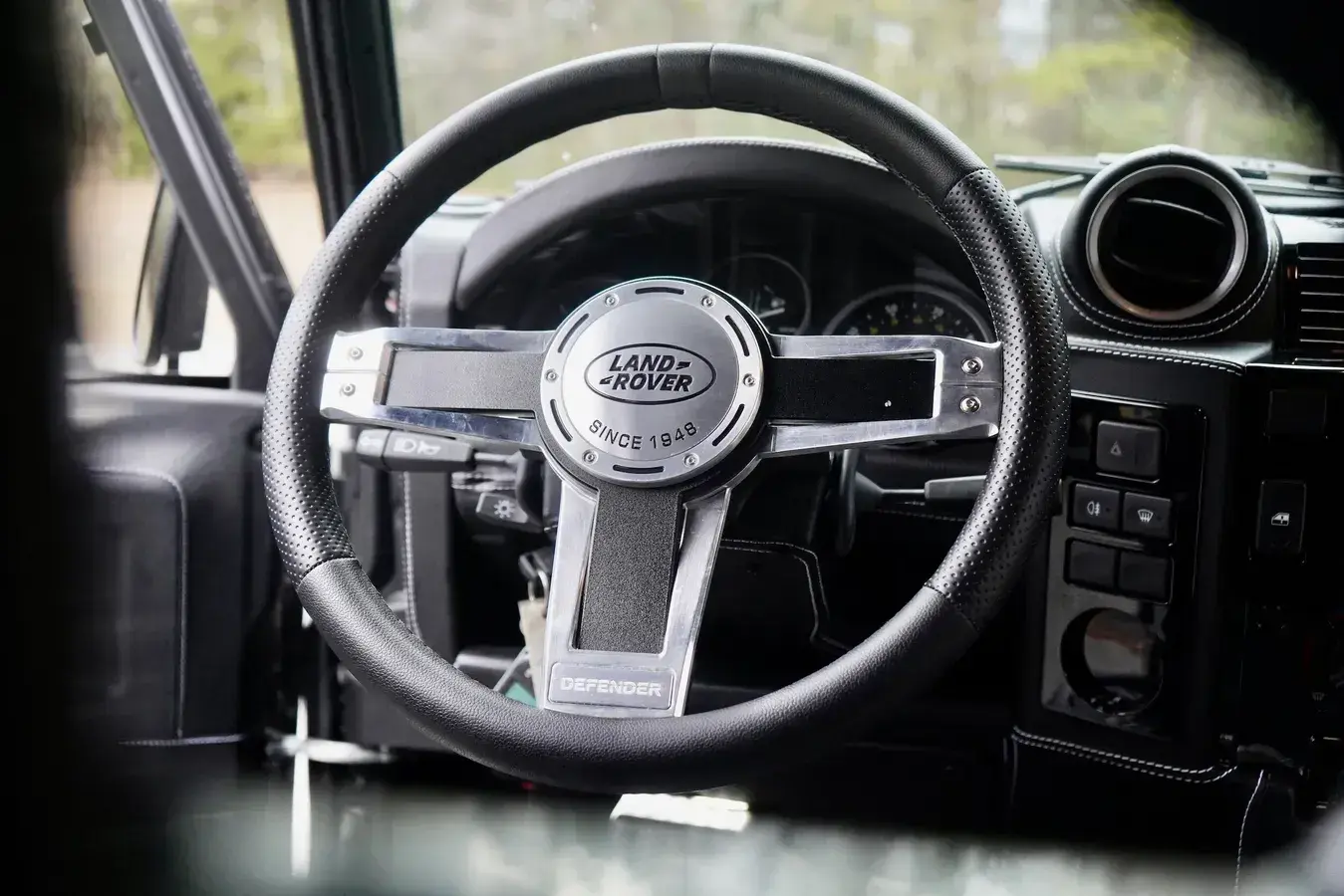 2022 Land Rover Defender Double Cab Pickup
