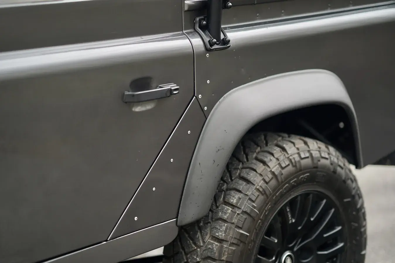 2022 Land Rover Defender Double Cab Pickup
