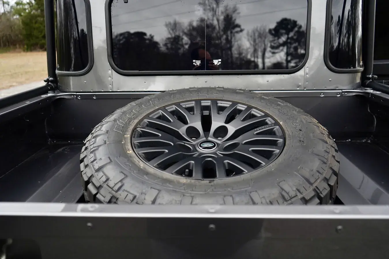 2022 Land Rover Defender Double Cab Pickup