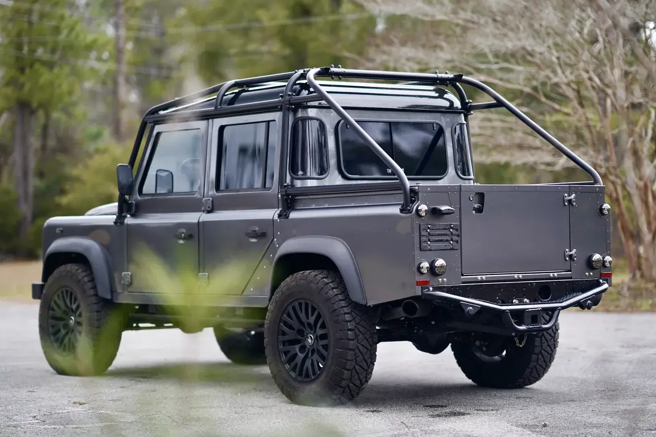 2022 Land Rover Defender Double Cab Pickup