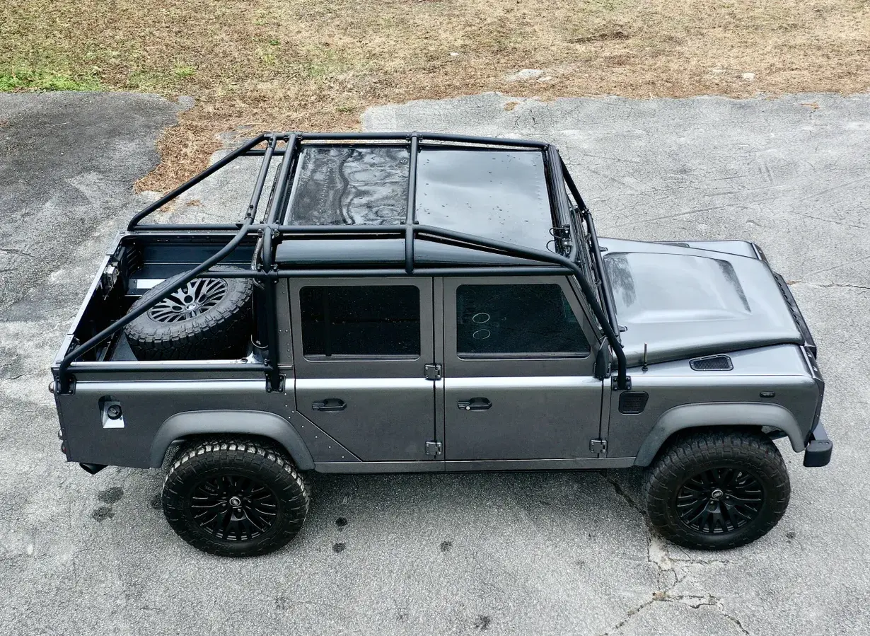 2022 Land Rover Defender Double Cab Pickup