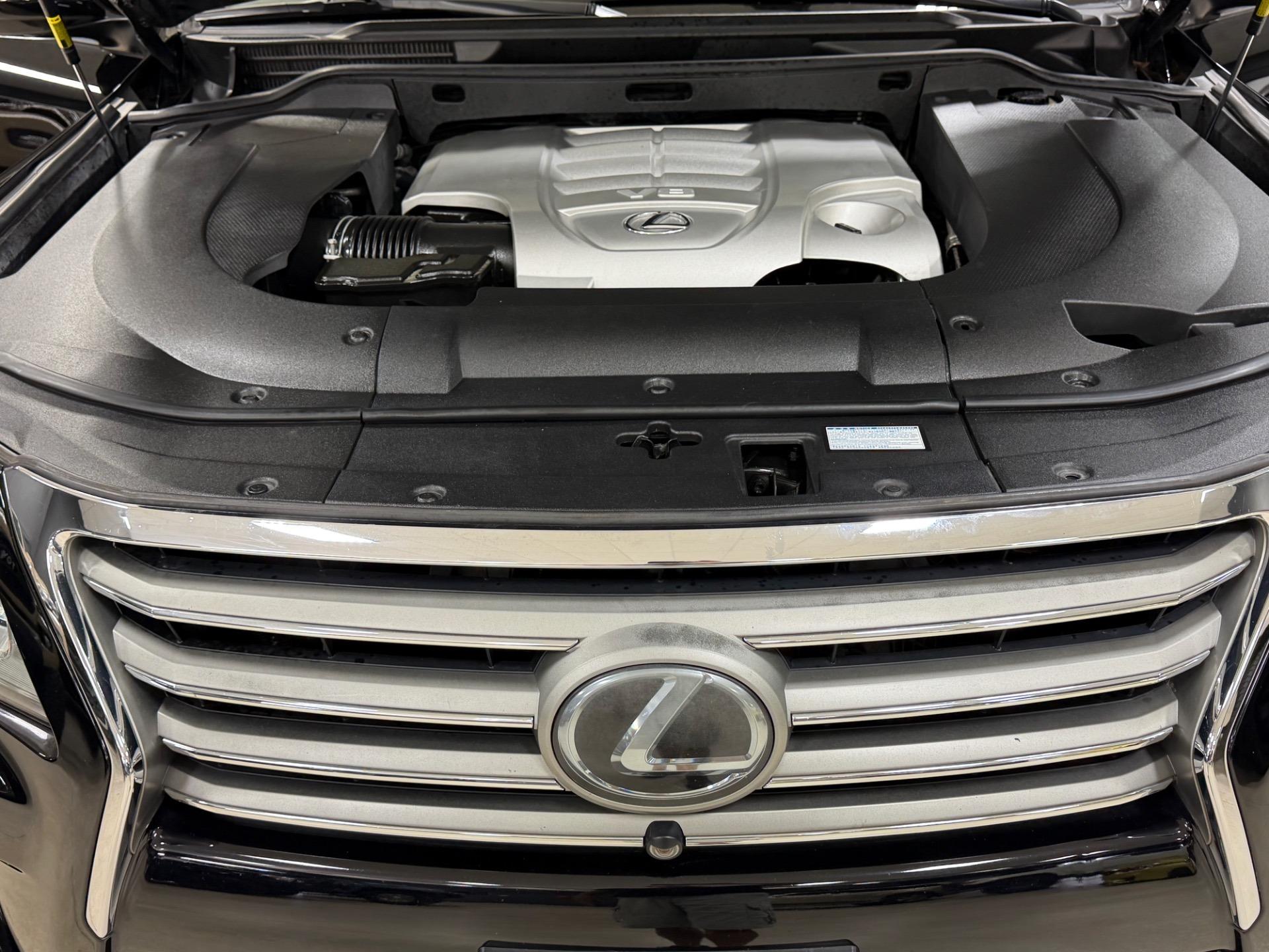 2014 Lexus LX 570