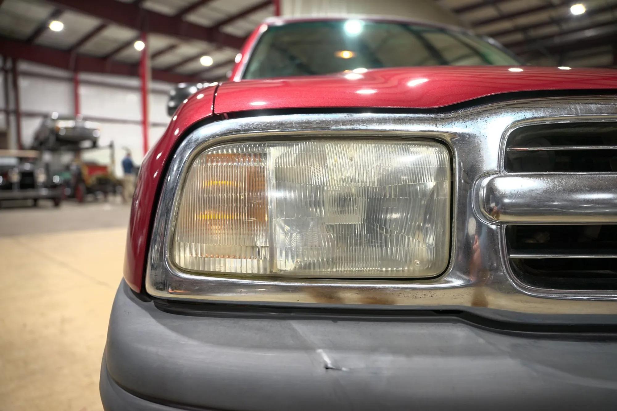 1999 Chevrolet Tracker 4×4