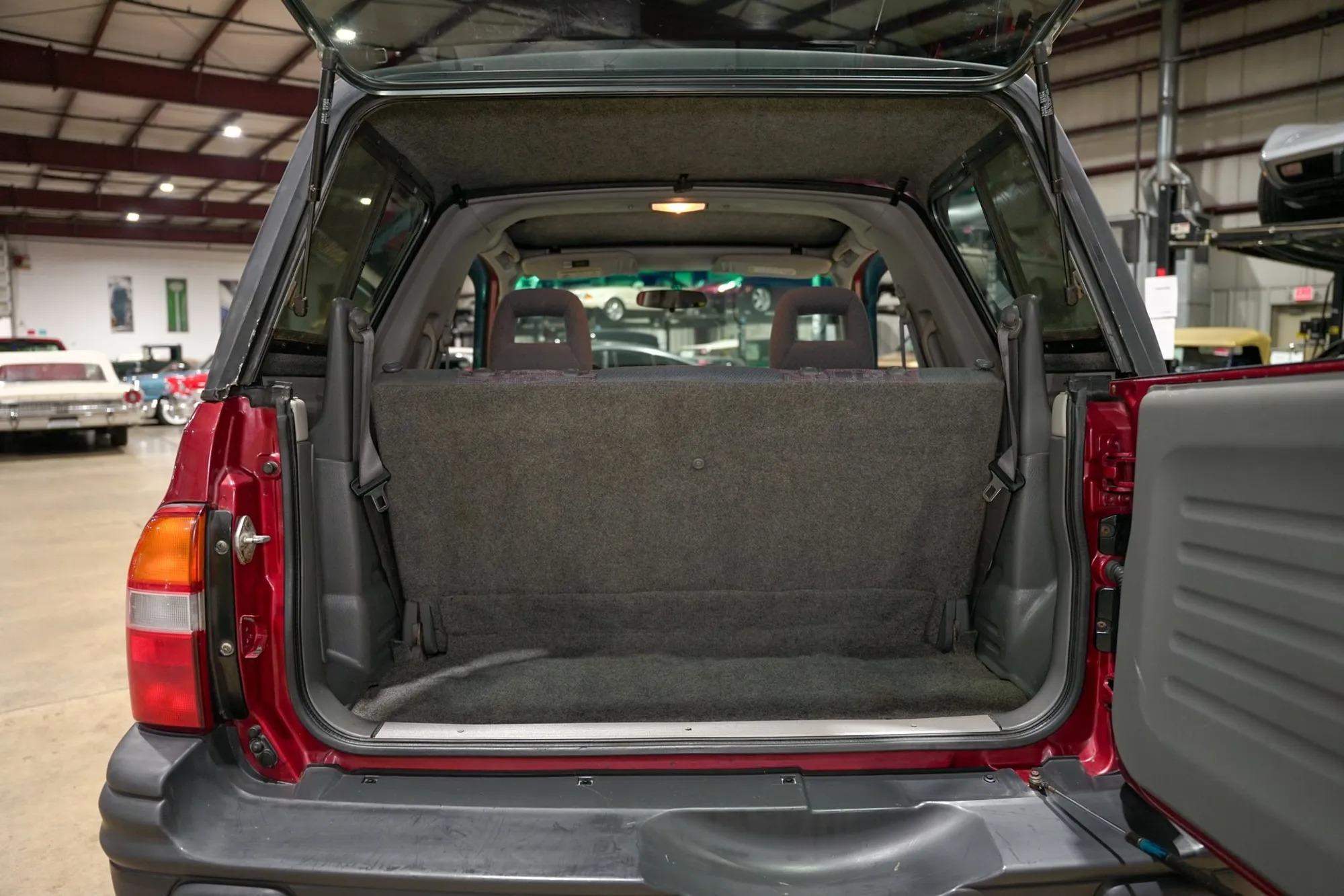 1999 Chevrolet Tracker 4×4