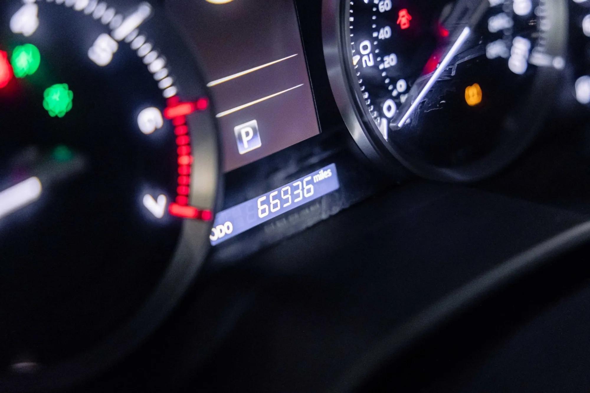 2018 Toyota Land Cruiser