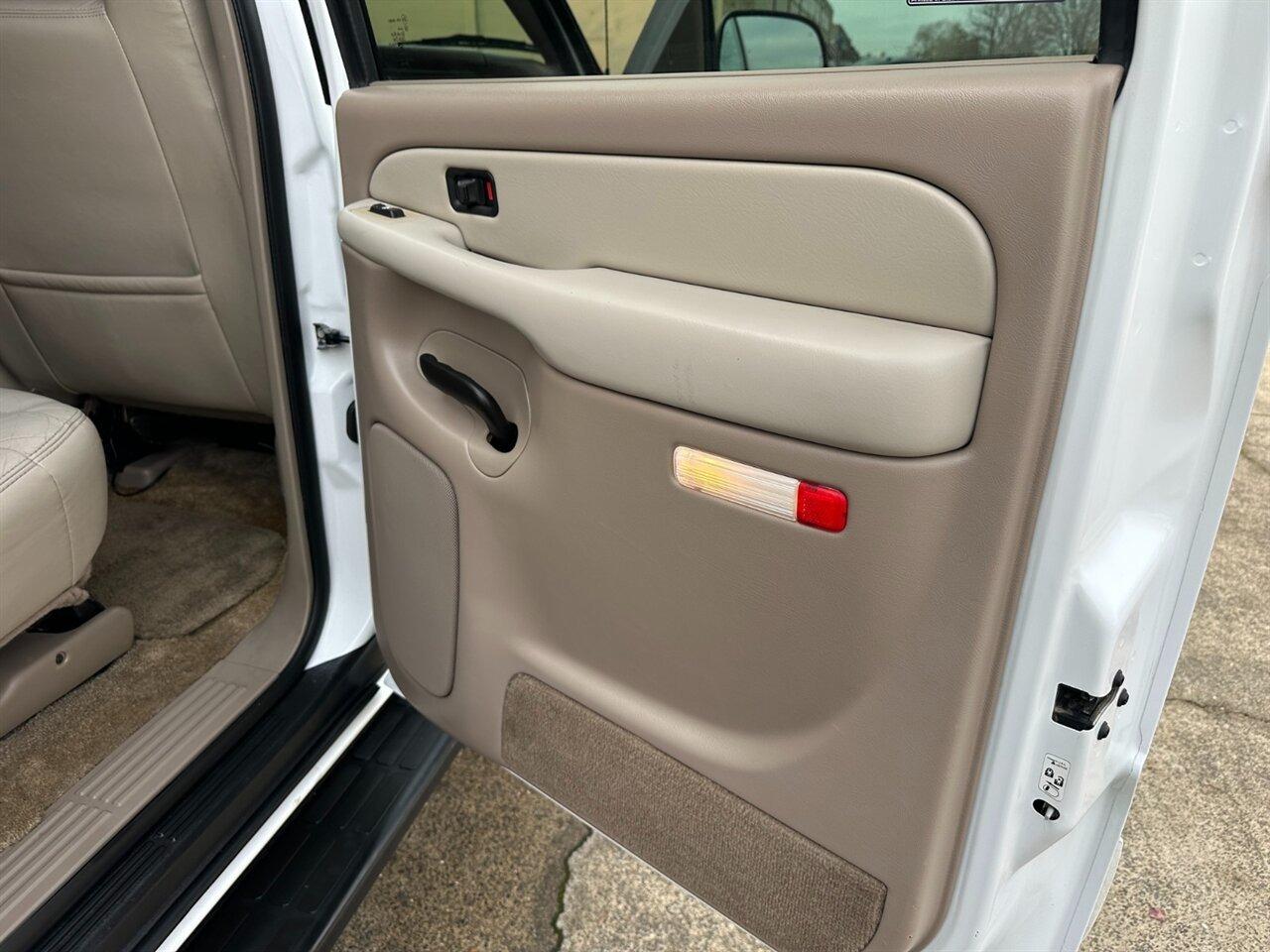 2002 GMC Yukon XL 2500 SLT