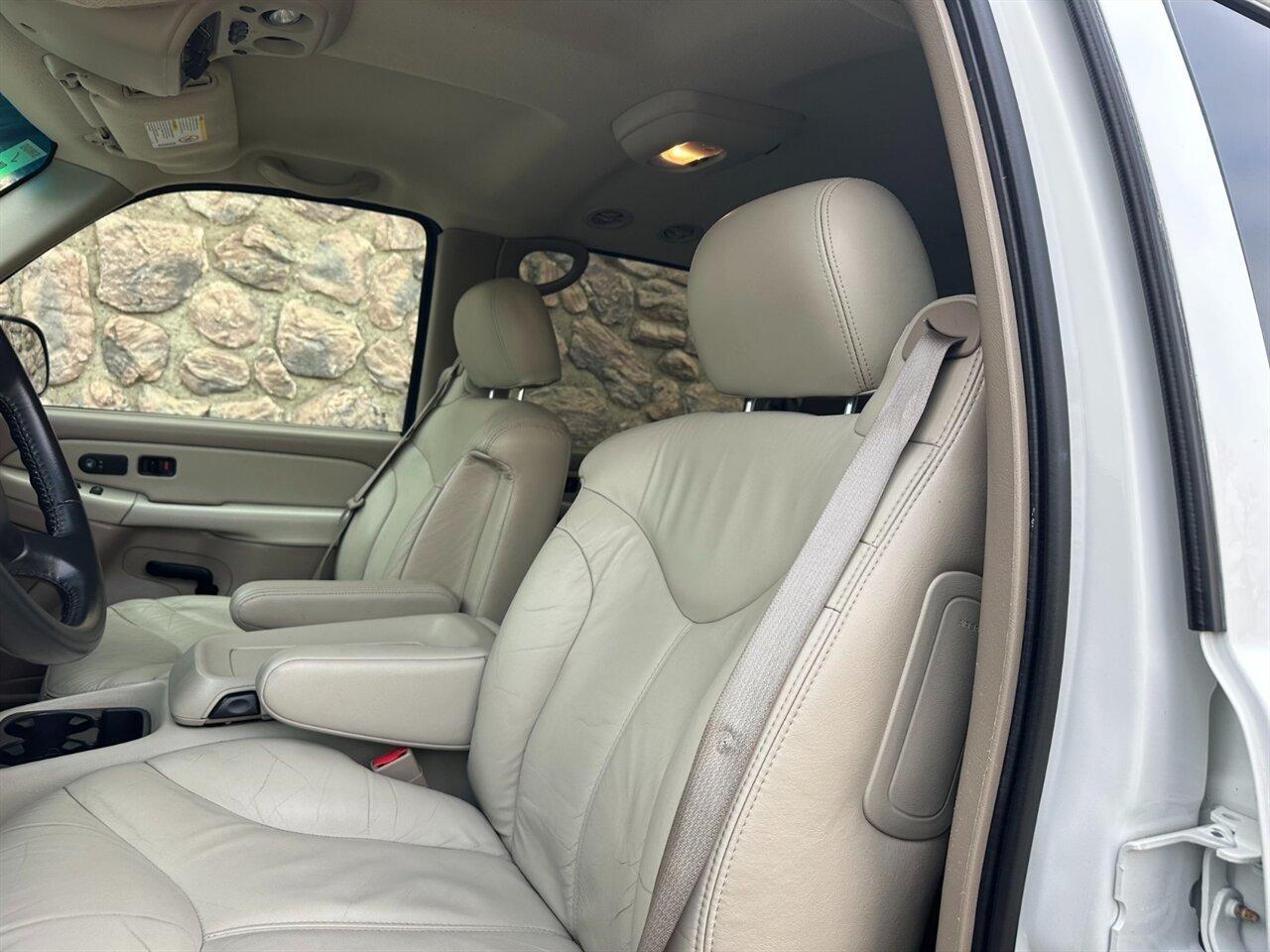 2002 GMC Yukon XL 2500 SLT