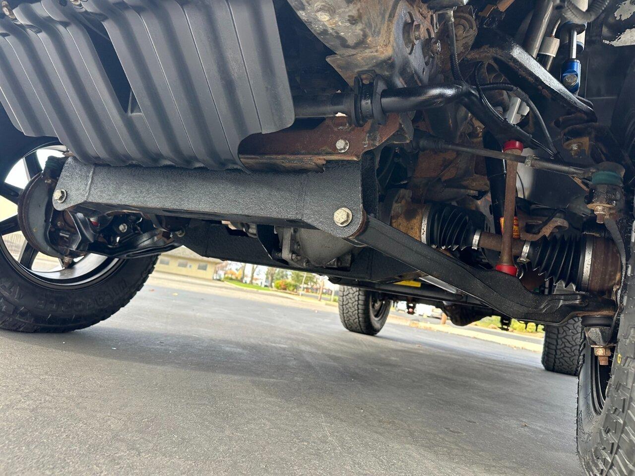 2002 GMC Yukon XL 2500 SLT