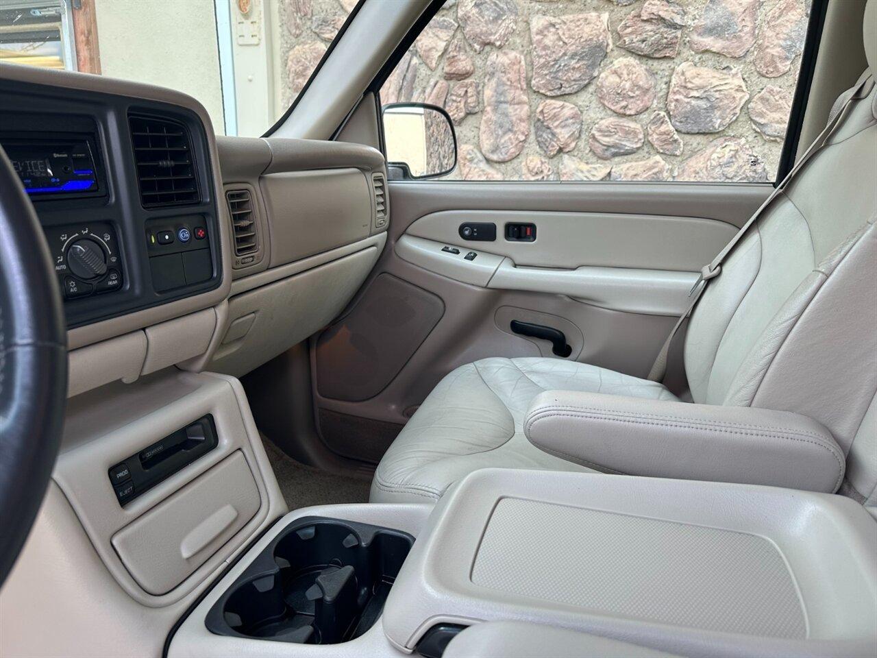 2002 GMC Yukon XL 2500 SLT