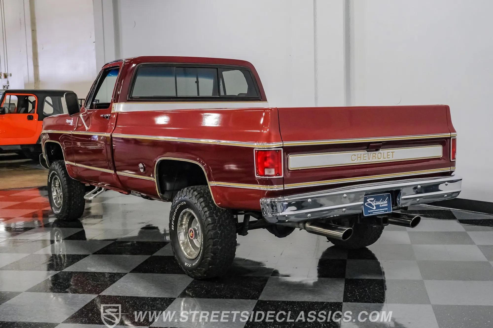 1977 Chevrolet K10 Cheyenne 4×4 - 4