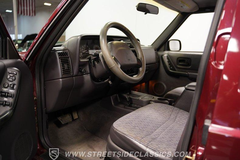 2001 Jeep Cherokee Sport - 5