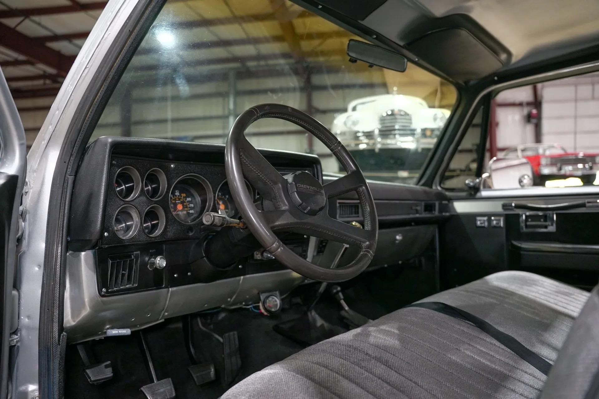 Lifted 1985 Chevrolet K10