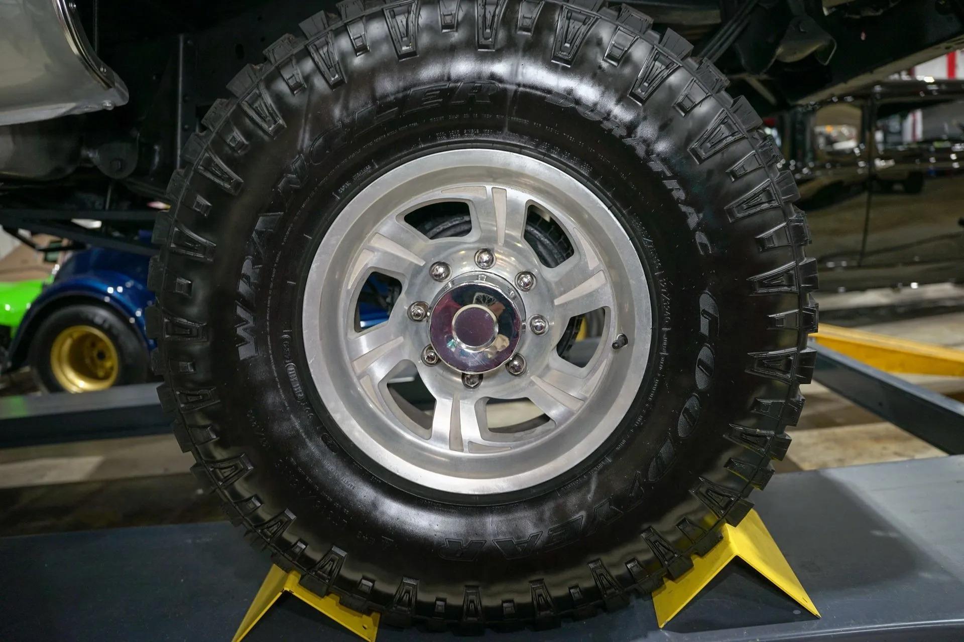 Lifted 1985 Chevrolet K10