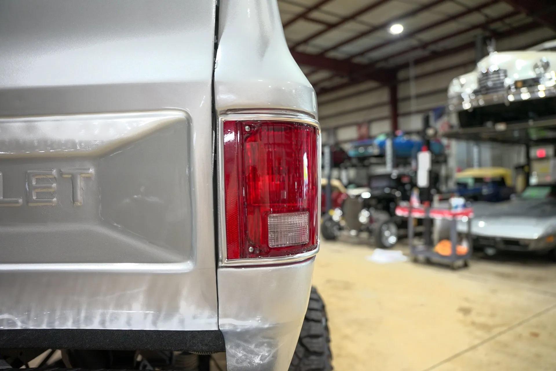 Lifted 1985 Chevrolet K10