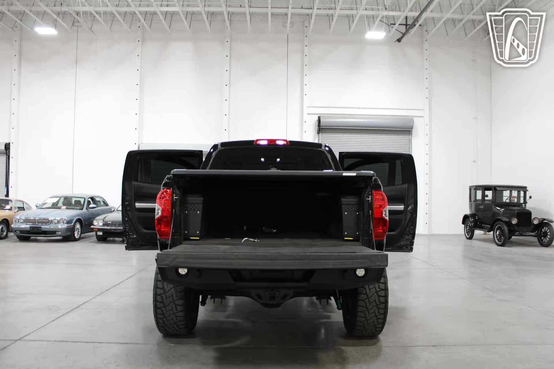 2014 Toyota Tundra SR5 CrewMax