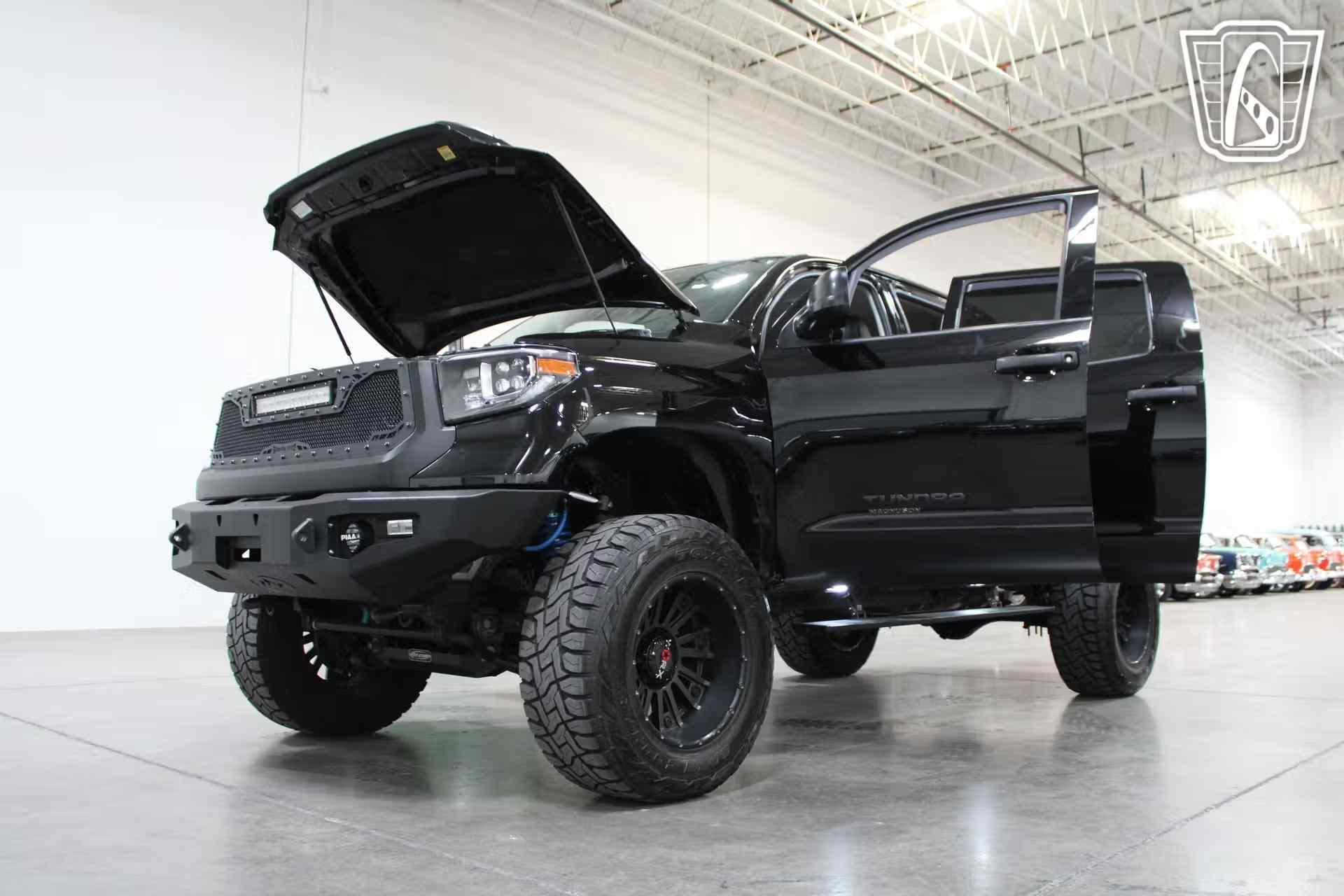 2014 Toyota Tundra SR5 CrewMax