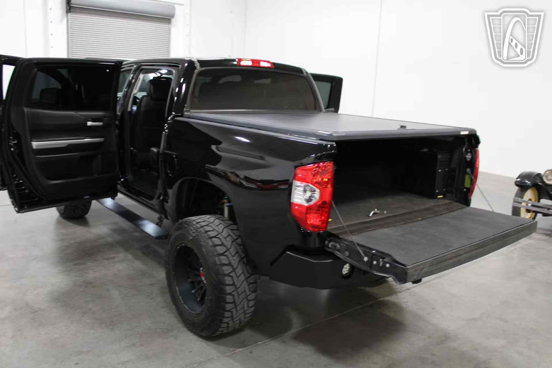 2014 Toyota Tundra SR5 CrewMax