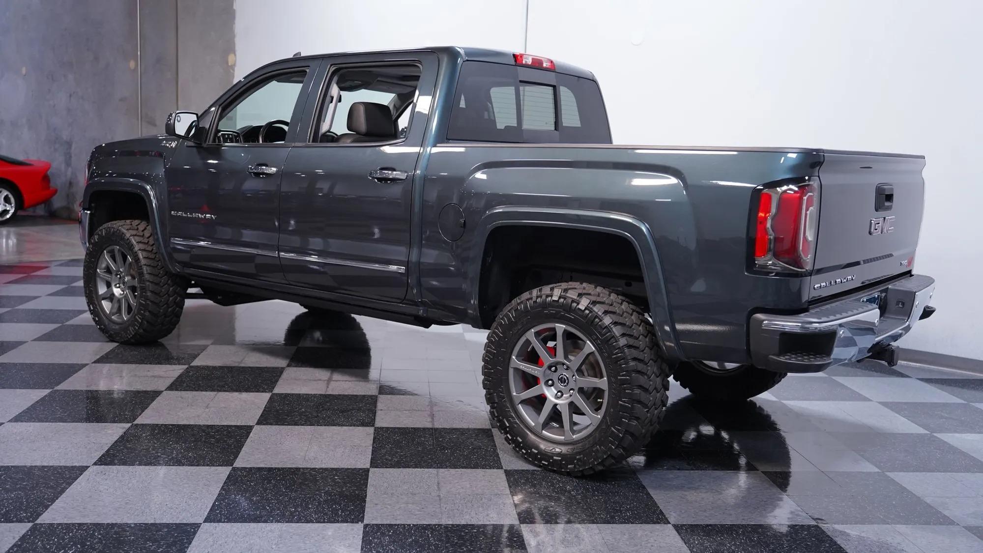 Supercharged 2018 GMC Sierra Callaway SC560 - 3