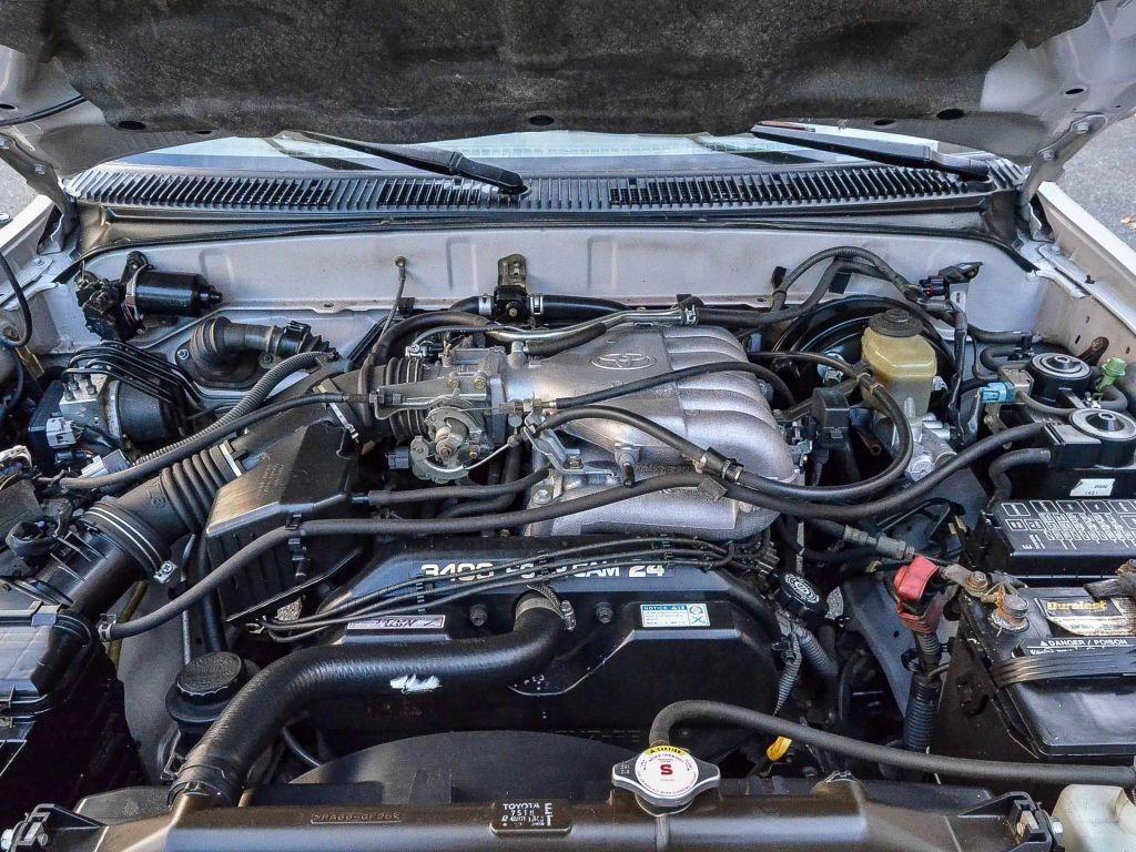 1999 Toyota 4Runner SR5