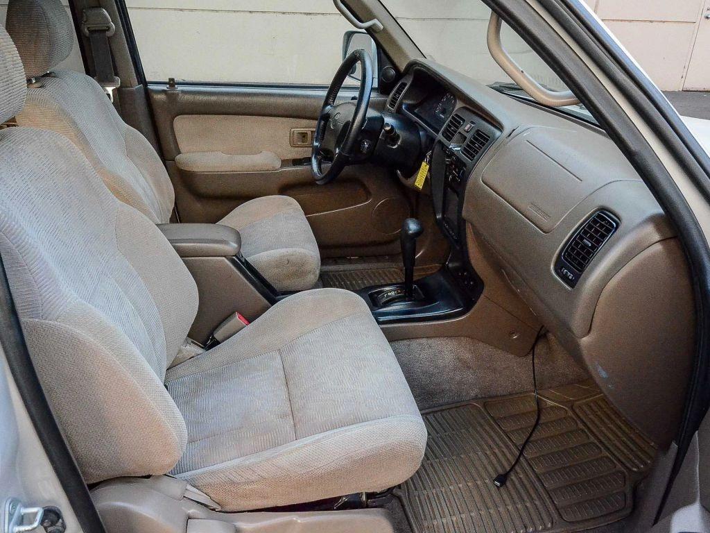 1999 Toyota 4Runner SR5