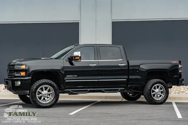 2019 Chevrolet Silverado 2500HD - 3