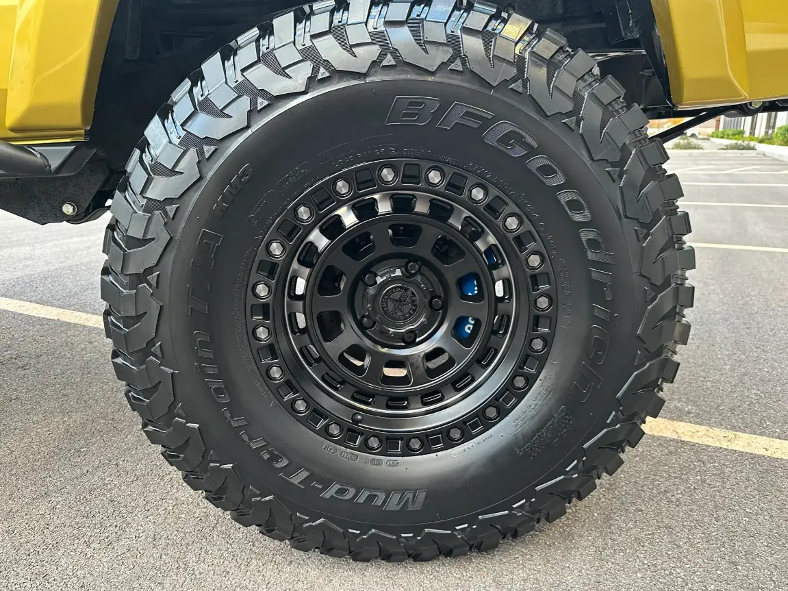 LS-Powered 1989 Jeep Comanche Pioneer Restomod