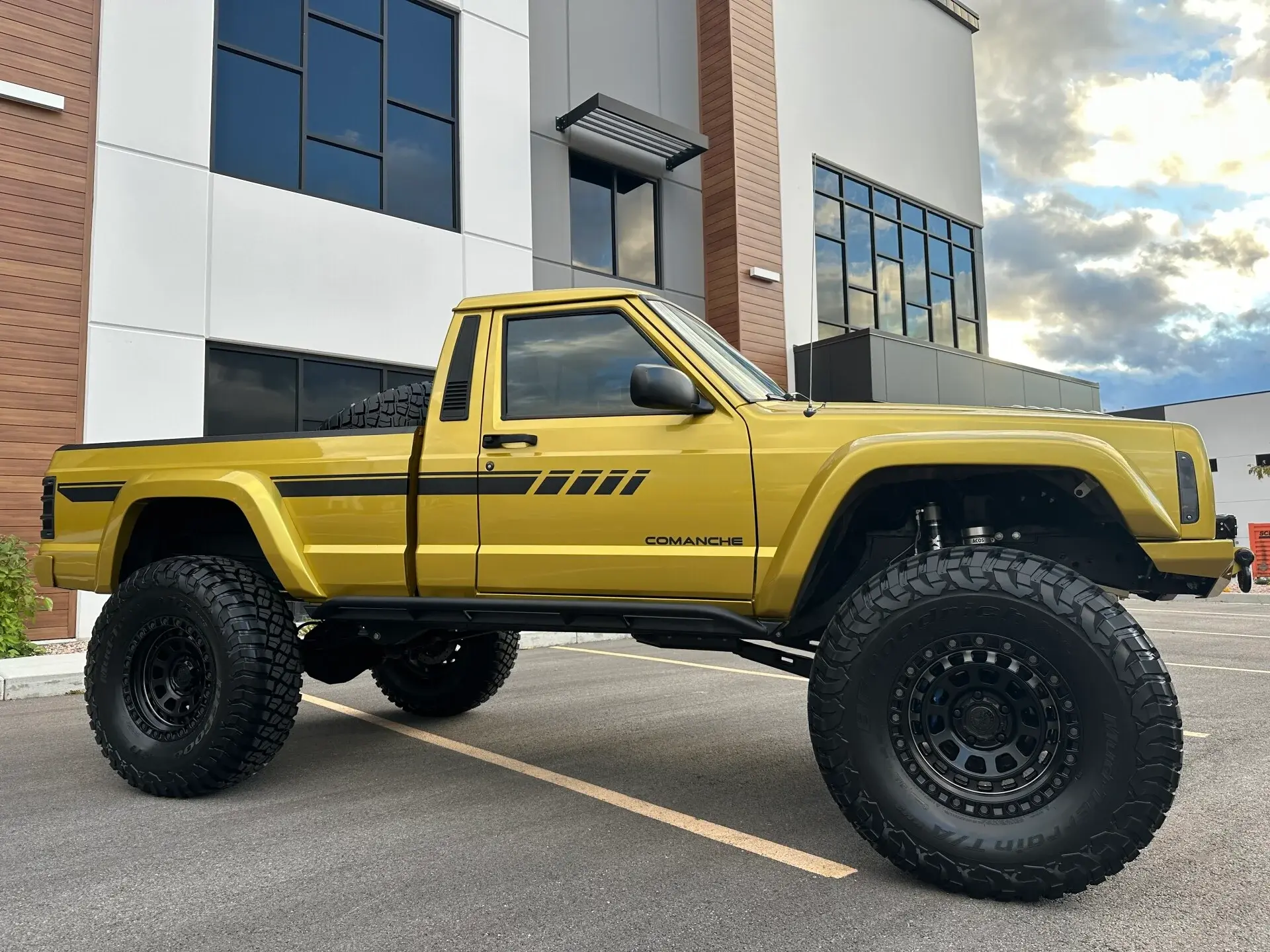 LS-Powered 1989 Jeep Comanche Pioneer Restomod