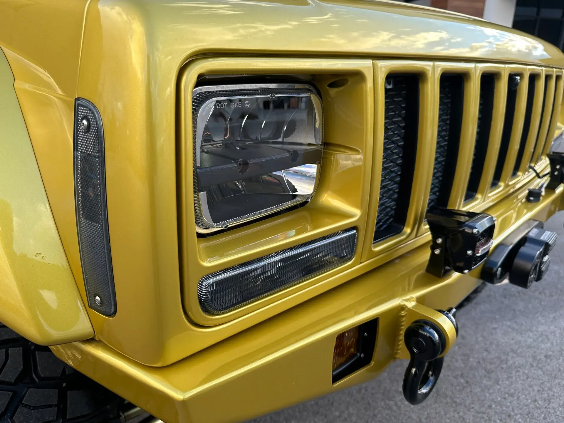 LS-Powered 1989 Jeep Comanche Pioneer Restomod