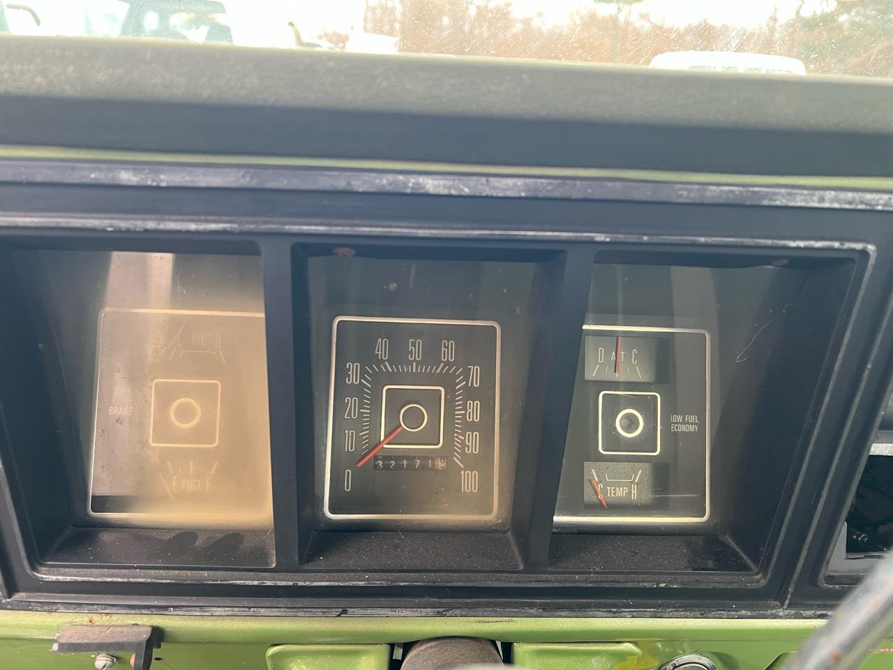 1975 Ford F-350 Ranger Camper Special